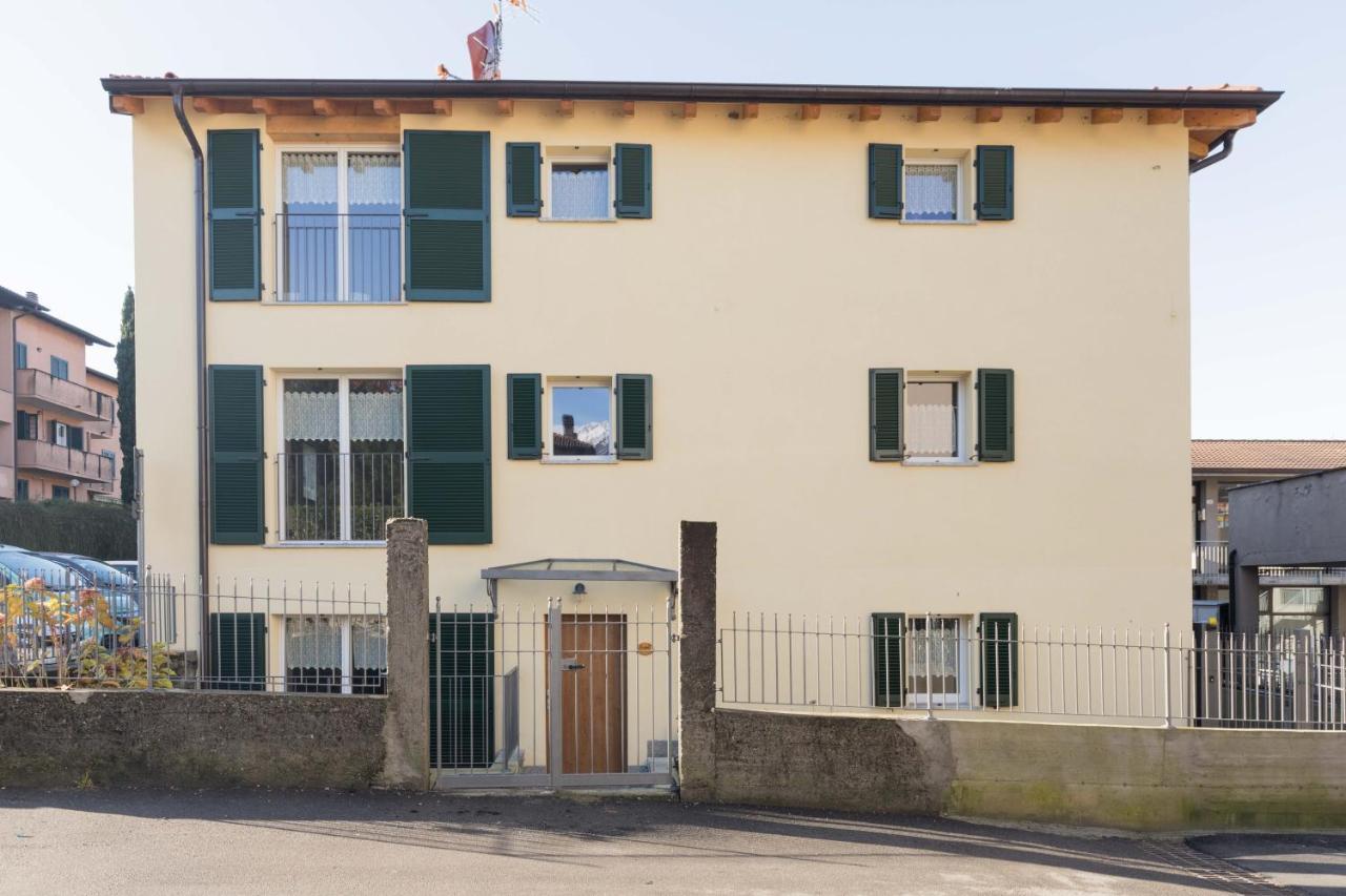 Apartmán Residenze Lariane Colico Exteriér fotografie